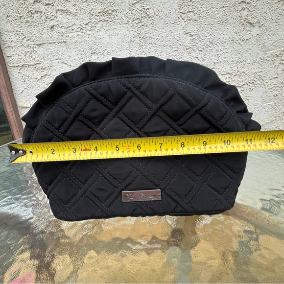 NWOT Vera Bradley Large Black Ruffle Cosmetic Travel Makeup Case - Picture 8 of 9